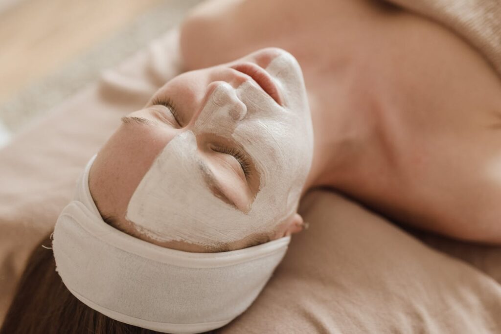 Organic Brightening Face Mask